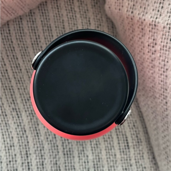 ⚠️SOLD⚠️Hydro Flask Water Bottle 40oz- Hibiscus - Wide Mouth - Picture 10 of 15